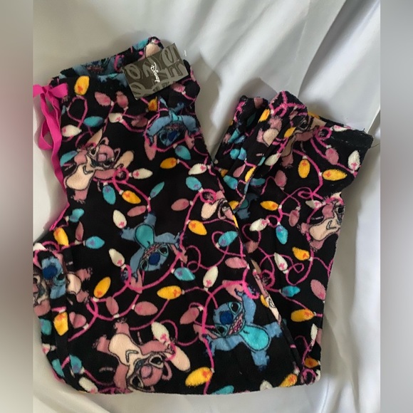 Disney Christmas Stitch & Angel 🥰🎄 - Picture 2 of 5